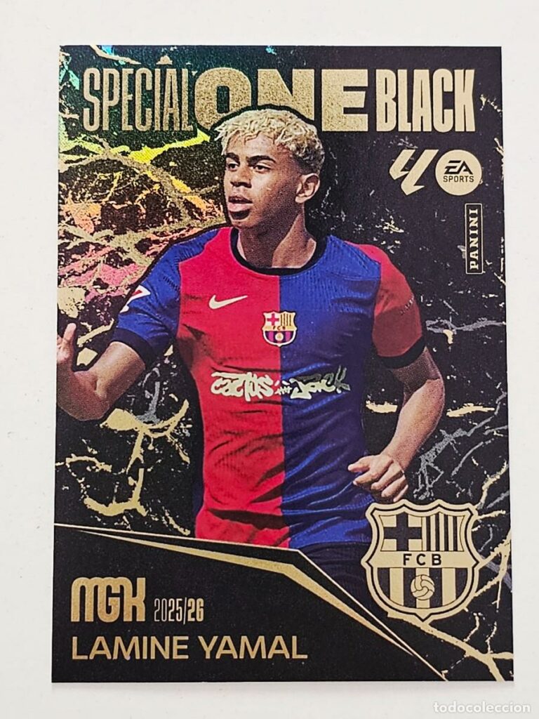 Trading Card de Lamine Yamal del equipo de Barcelona de la serie Special One Black de la colección oficial Panini Megacracks 2025-26.