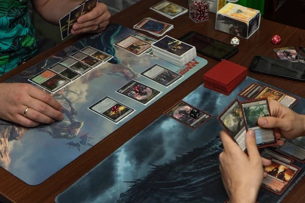 como jugar magic the gathering